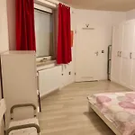 Der Koenigliche Innengarten, Frei Nach Diego * مولهايم ان الرور دير